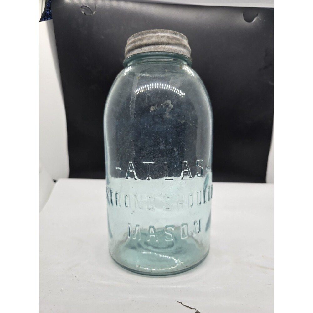 Atlas Strong Shoulder Mason Half Gallon Aqua Blue Jar w/Ball Zinc Lid Vintage